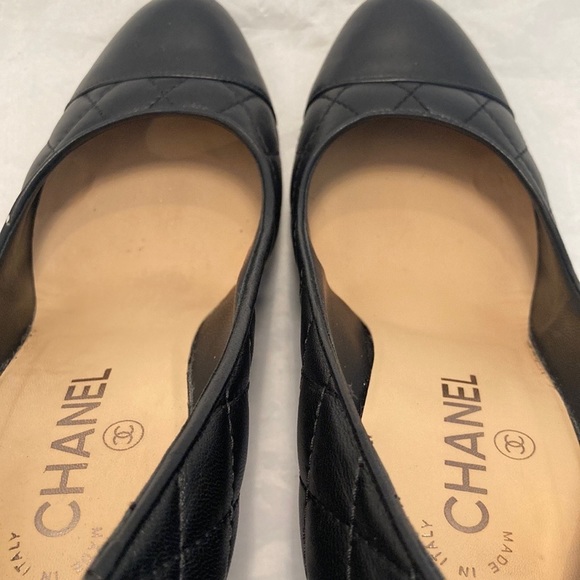 AUTHENTIC CHANEL Escarpins Quilted Classic Pump 39 - Picture 8 of 16